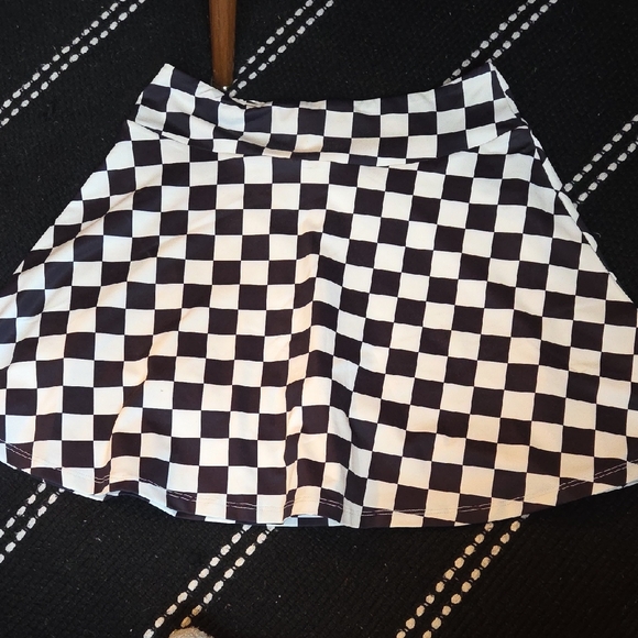 Amazon Dresses & Skirts - Amazon Black and White Checkered Skater Skirt
